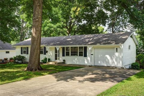 8812 Lowell Avenue, Overland Park, KS 66212 - MLS#: 2629697