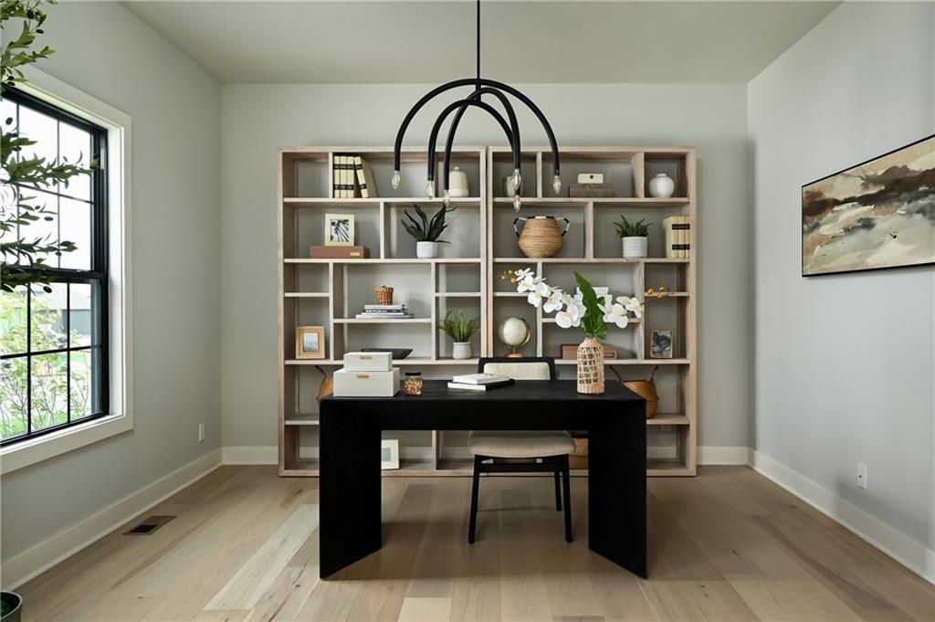 3105 NW Berkebile Lane