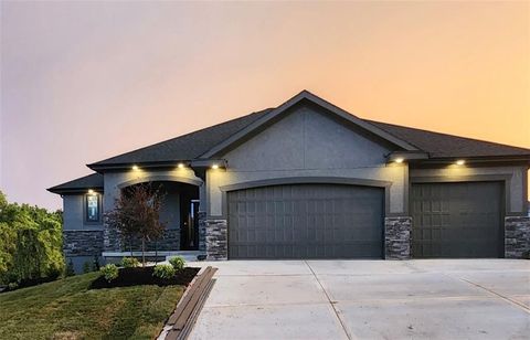 2704 NE Amanda Lane, Blue Springs, MO 64029 - MLS#: 2579337