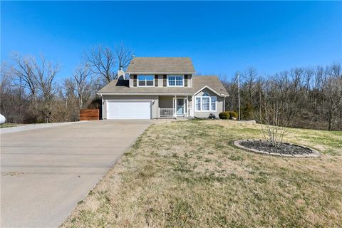 27082 179th Street Leavenworth KS 66048