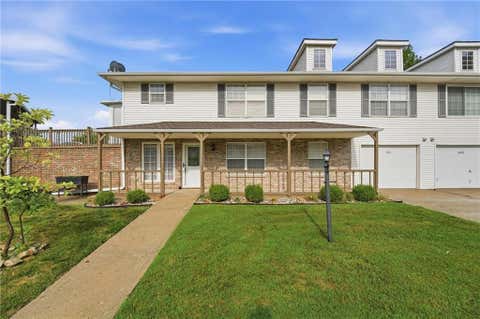 Photo of 2002 S Hummel Drive, Independence, MO 64055 (MLS # 2635601)