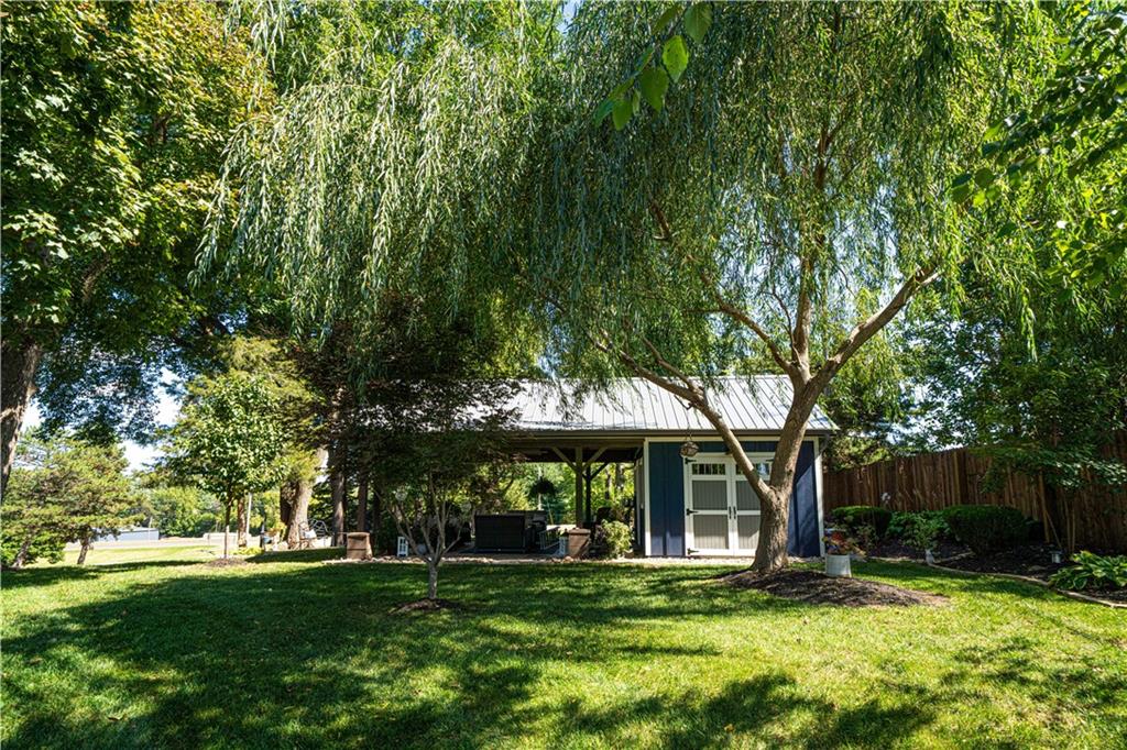 Country Club, Missouri 64505, United States, 4 Bedrooms Bedrooms, ,4 BathroomsBathrooms,Residential,Active,218930