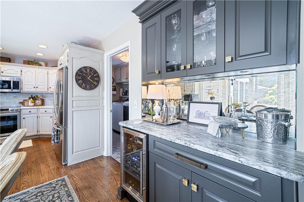 Country Club, Missouri 64505, United States, 4 Bedrooms Bedrooms, ,4 BathroomsBathrooms,Residential,Active,218930