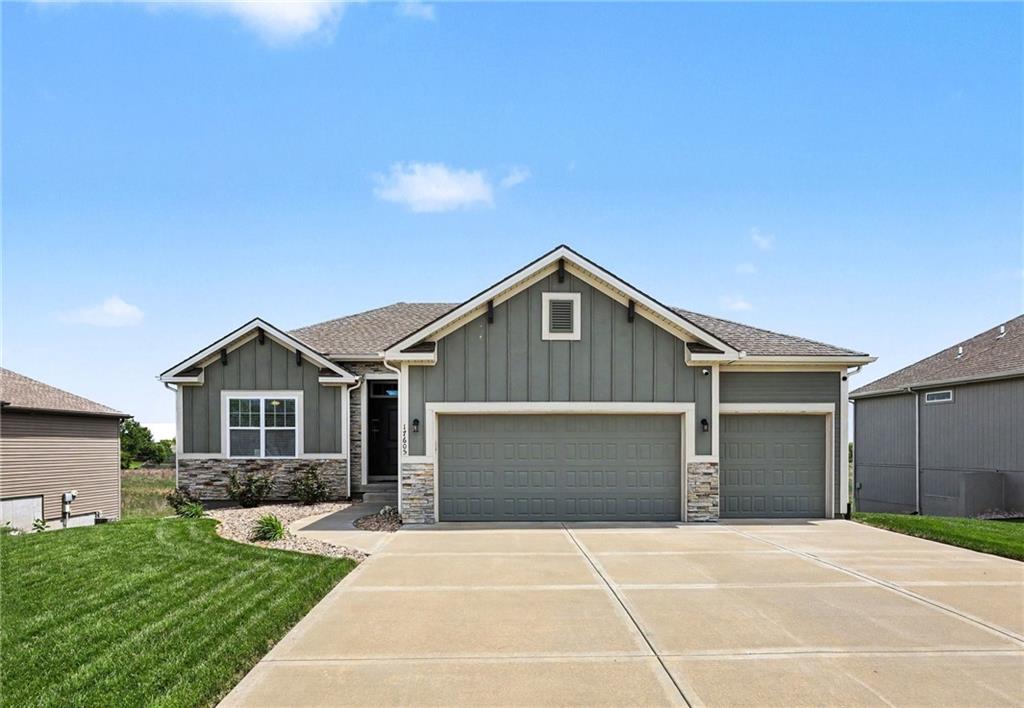 17605 Greyhawke Ridge Drive