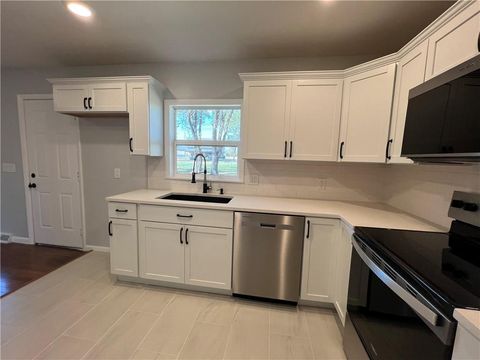 404 Lincoln Street Paola KS 66071
