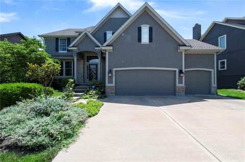 Photo of 3713 W 155th Street, Overland Park, KS 66224 (MLS # 2565366) Photo of 3713 W 155th Street, Overland Park, KS 66224 (MLS # 2565366)