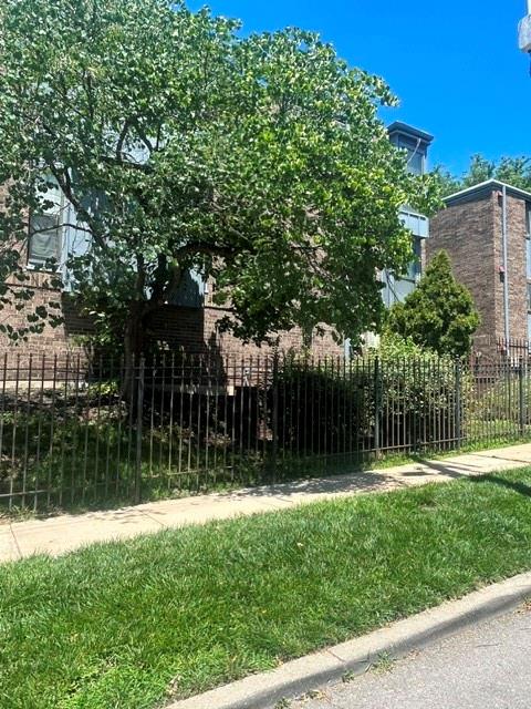 104 E 41 Street 6