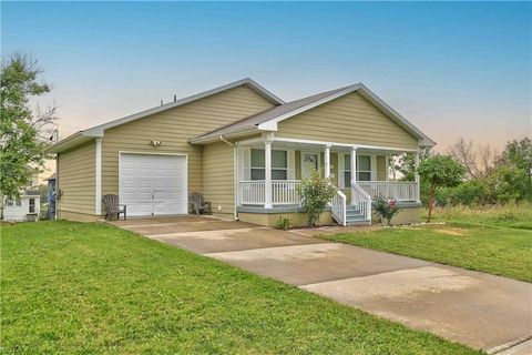 815 Troup Avenue Kansas City KS 66061