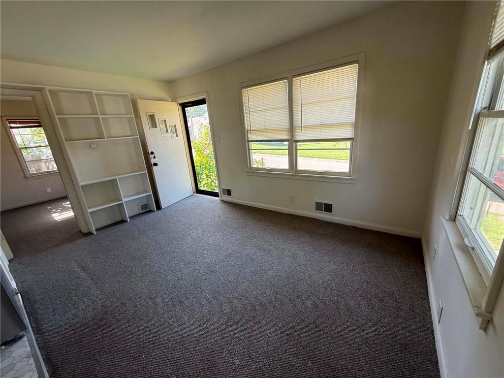 Photo of 902 Williams Street, Excelsior Springs, MO 64024 (MLS # 2632158)