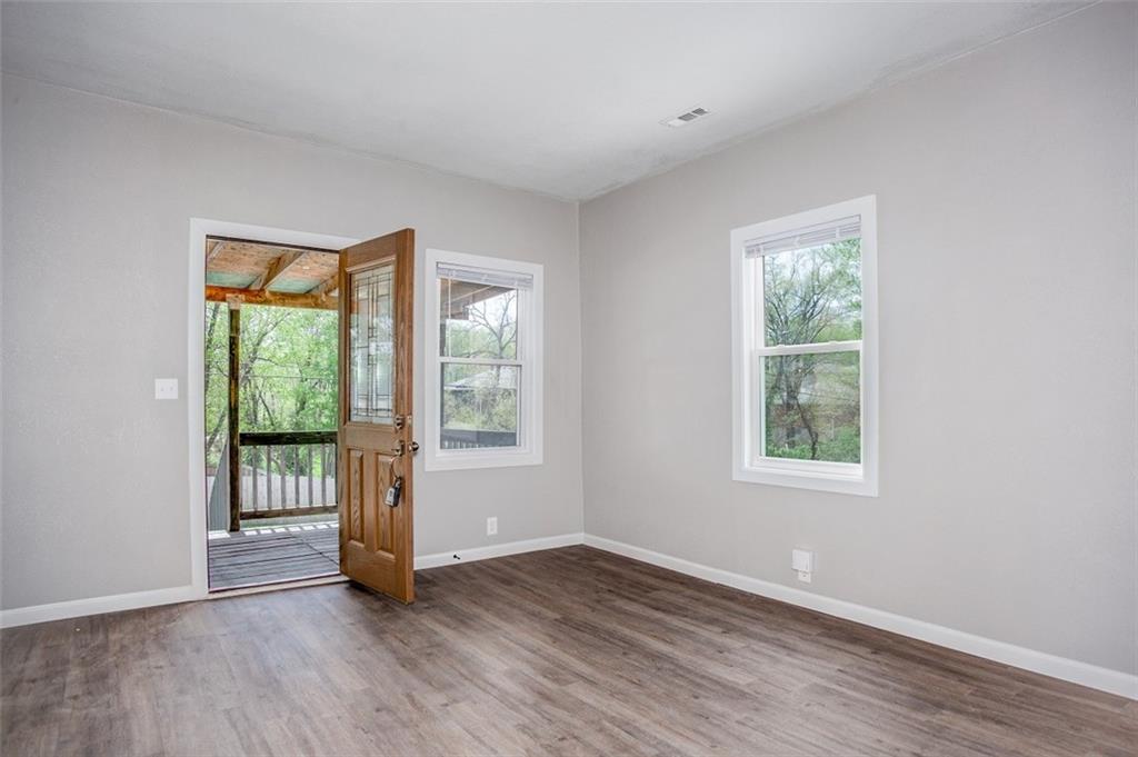 912 E Frederick Street