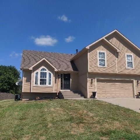 Photo of 8132 NE 97th Street, Kansas City, MO 64157 (MLS # 2583891)