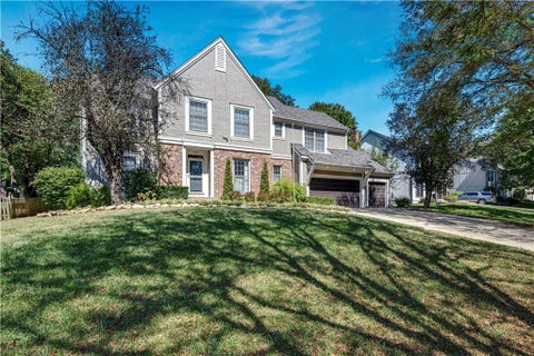 Photo of 5444 W 129th Terrace, Leawood, KS 66209 (MLS # 2638556)