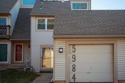 5984 N Kansas Avenue, Gladstone, MO 64119 - #: 2598383