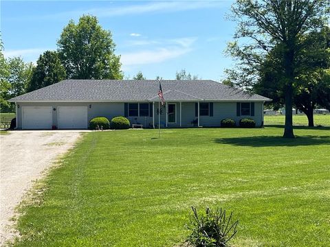 19009 E 2275 Road Lacygne KS 66040