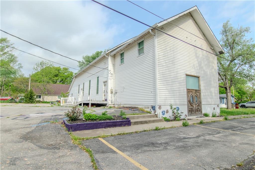 Listing image 1