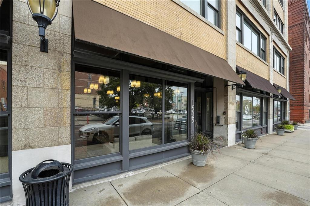 1535 Walnut Street 406