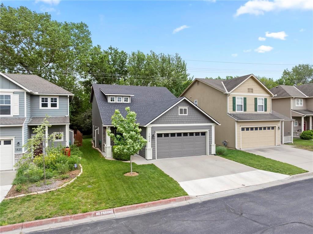 1824 Villo Woods Court