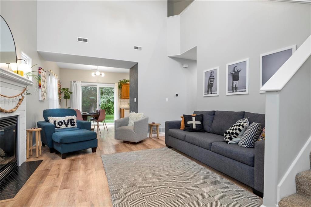 1824 Villo Woods Court