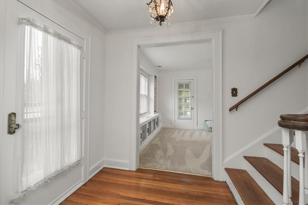 1525 W Lexington Avenue