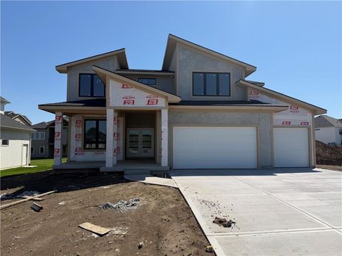 Photo of 15291 W 161st Terrace, Olathe, KS 66062 (MLS # 2543770)