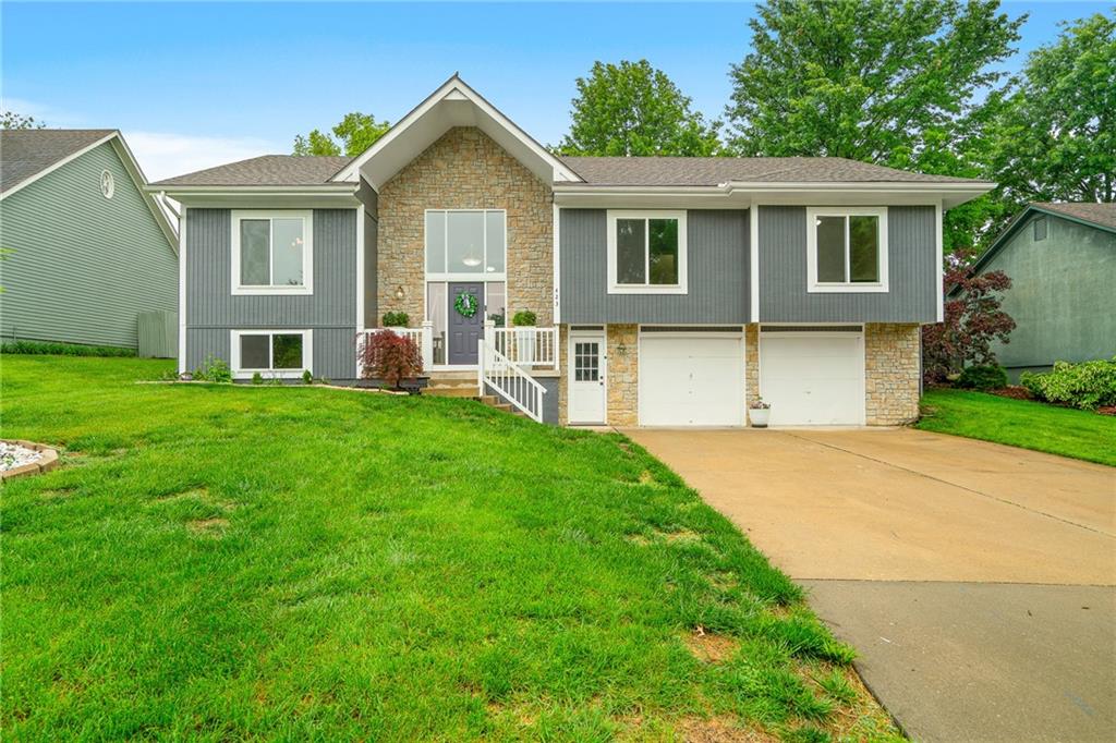 423 SW Windmill Lane