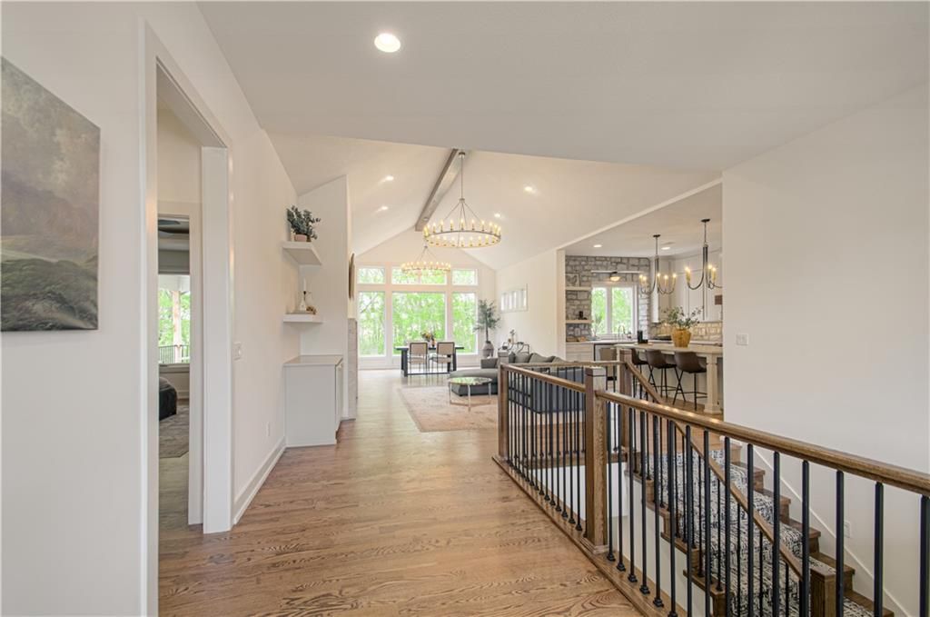 Photo of 2150 NW Scenic View Drive, Riverside, MO 64150 (MLS # 2592682)