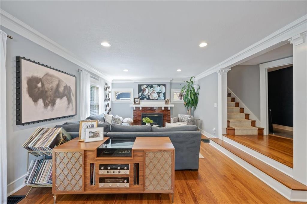 11 E Concord Avenue