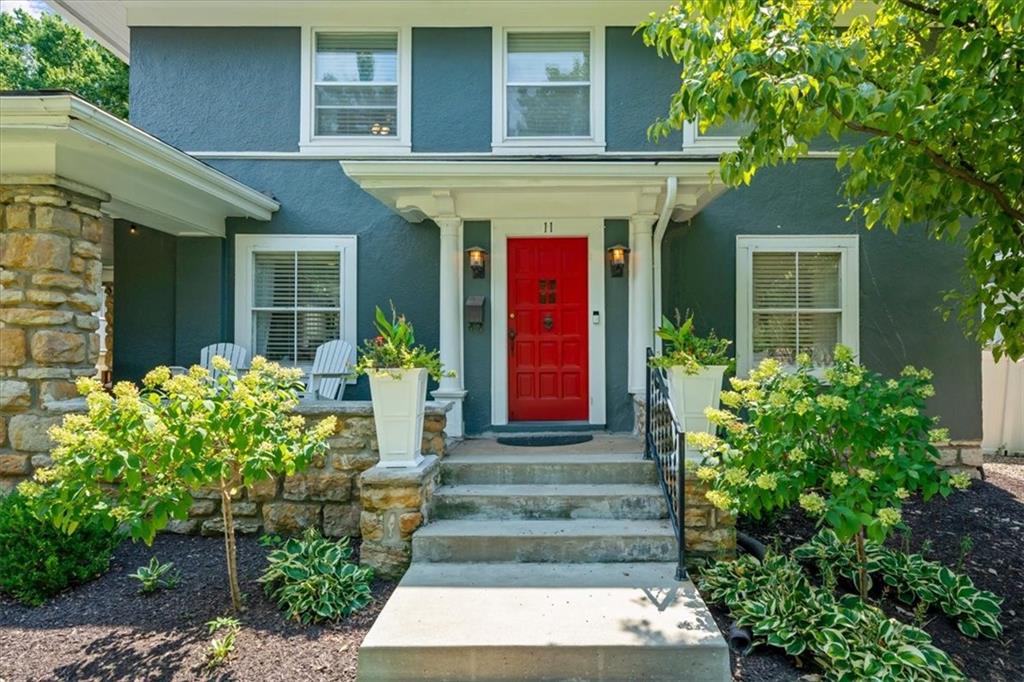 11 E Concord Avenue
