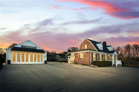 203 SW Jefferson Street Lee's Summit MO 64063