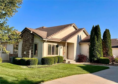 4149 NE Chapel Manor Drive, Lee\'s Summit, MO 64064 - MLS#: 2578213