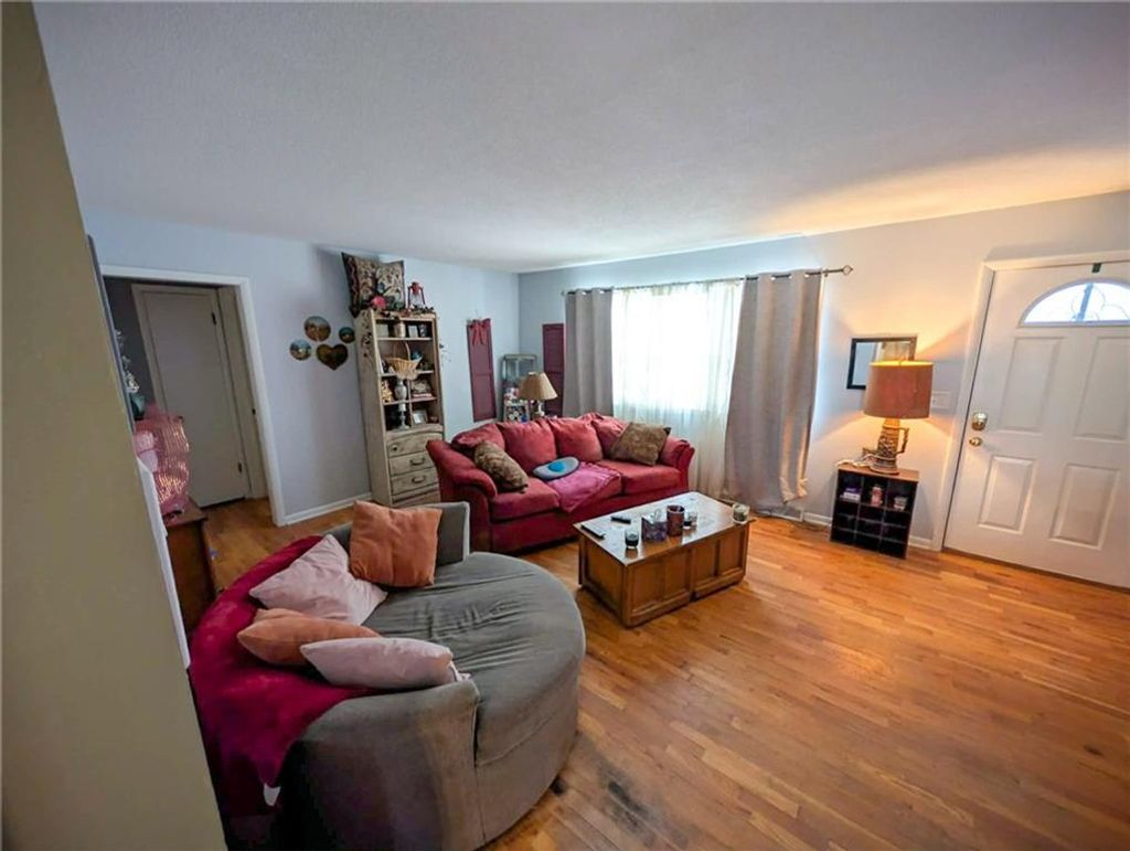 Photo of 3210 Morningside Drive, St Joseph, MO 64503 (MLS # 2599288)