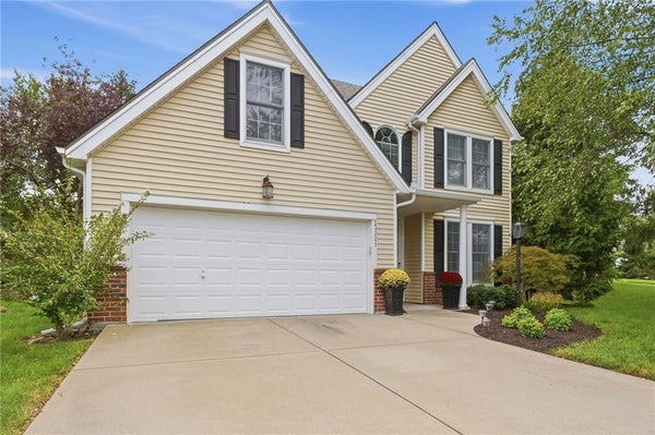 13221 W 126TH PL, OVERLAND PARK, KS 66213 - Image cfaf3df8cdf2a33ff684d3dc2c6a6b60/540801527