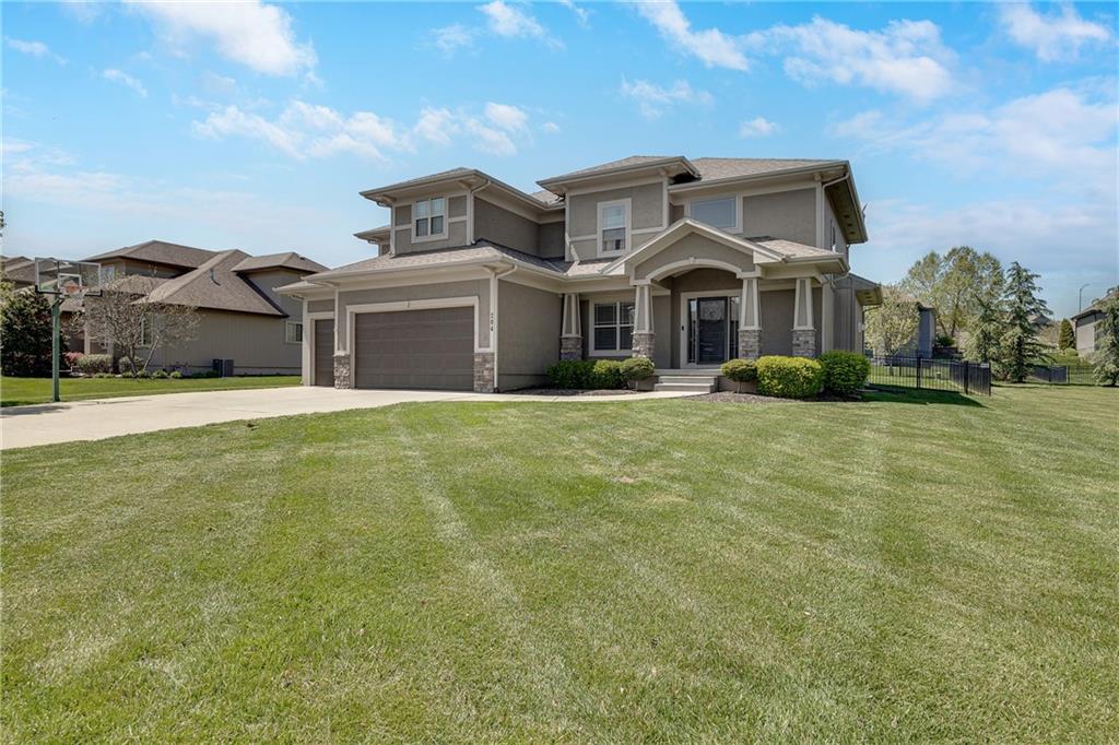 204 SW Ansel Adams Drive