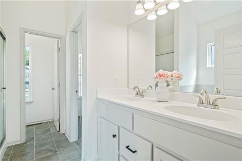 Tiny photo for 1022 Jasmine Drive, Liberty, MO 64068 (MLS # 2591919)