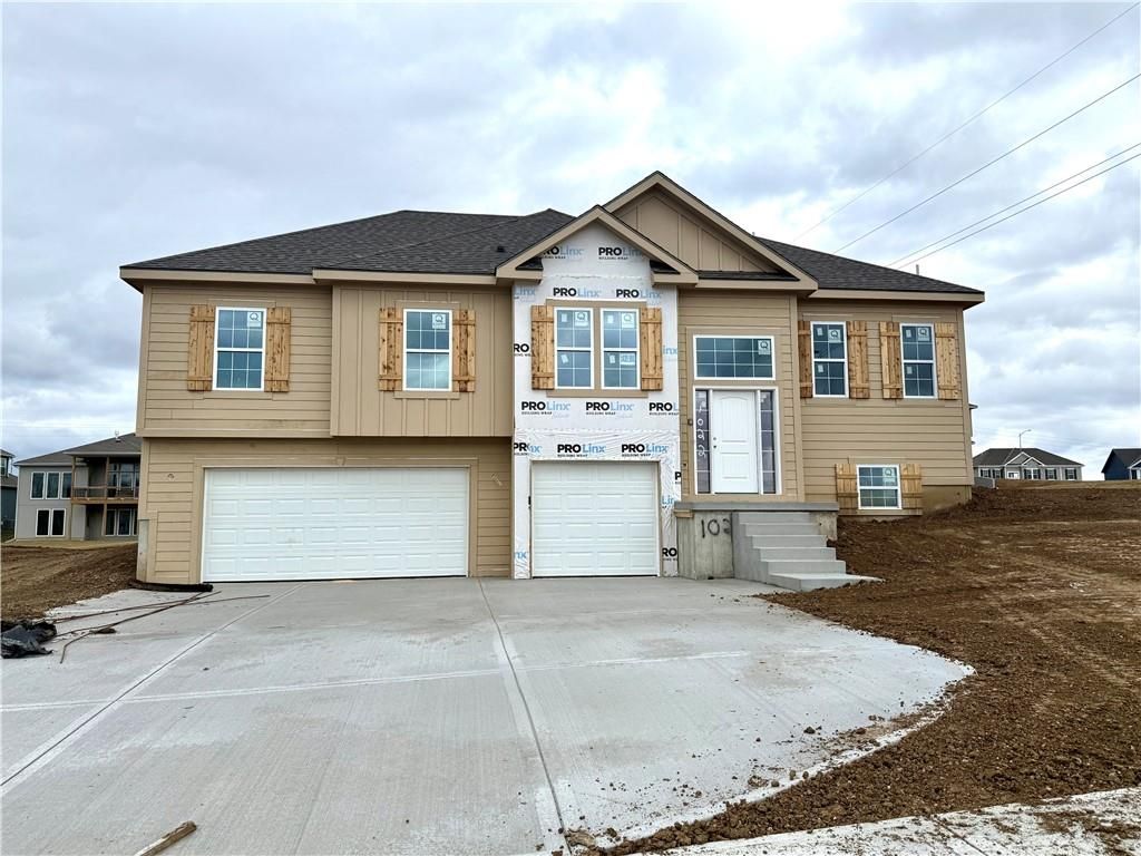 Photo of 1022 Jasmine Drive, Liberty, MO 64068 (MLS # 2591919)
