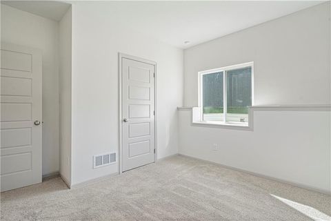 Tiny photo for 1022 Jasmine Drive, Liberty, MO 64068 (MLS # 2591919)