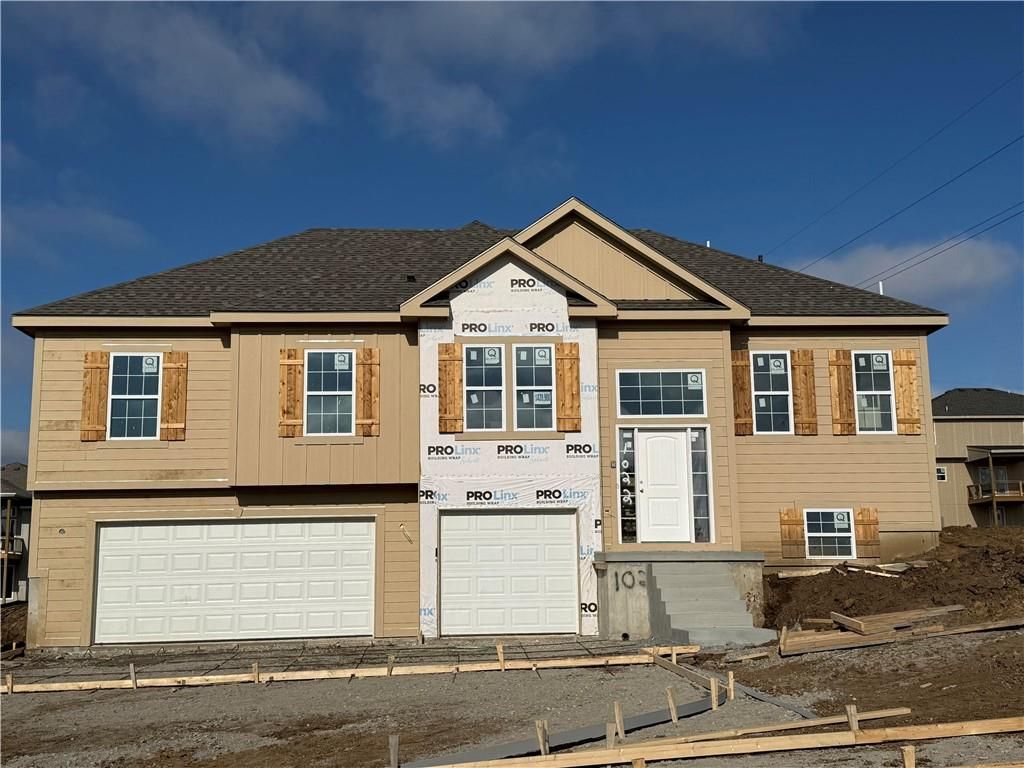 Photo of 1022 Jasmine Drive, Liberty, MO 64068 (MLS # 2591919)