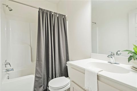 Tiny photo for 1022 Jasmine Drive, Liberty, MO 64068 (MLS # 2591919)