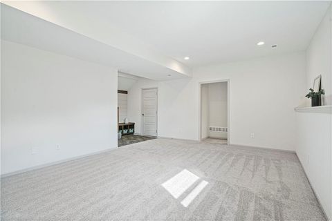 Tiny photo for 1022 Jasmine Drive, Liberty, MO 64068 (MLS # 2591919)