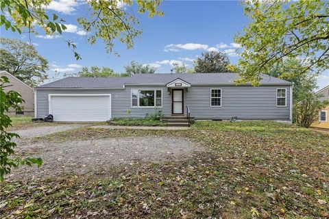 Photo of 1825 N 86th Street, Kansas City, KS 66112 (MLS # 2584408) Photo of 1825 N 86th Street, Kansas City, KS 66112 (MLS # 2584408)