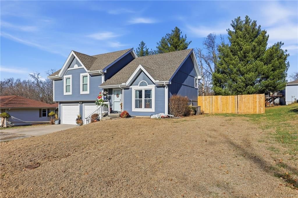 Photo of 1004 Robin Street, Plattsburg, MO 64477 (MLS # 2589338)