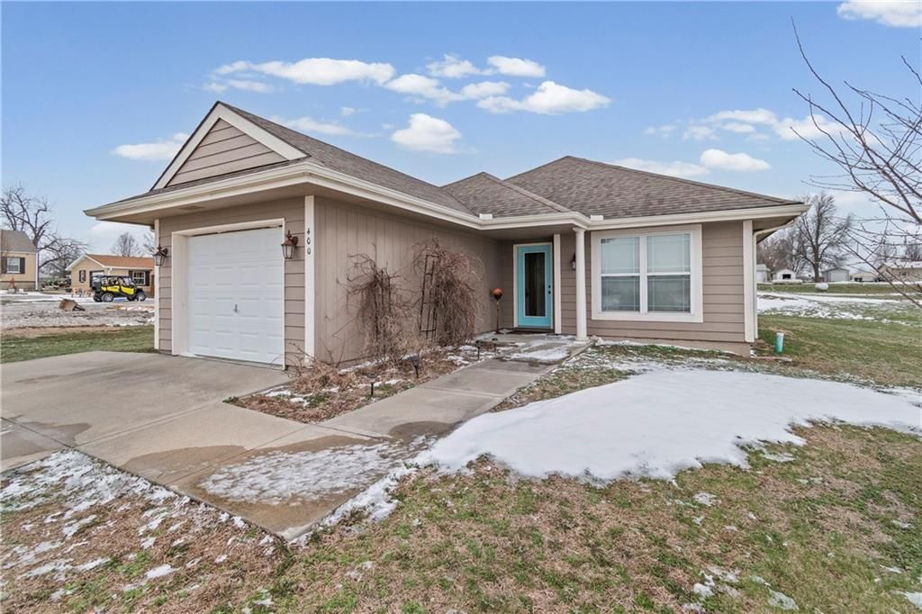 Photo of 400 W Elm Street, Polo, MO 64671 (MLS # 2608306)