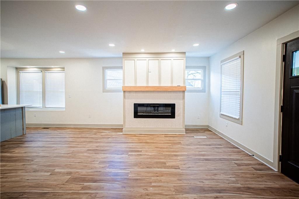 Photo of 1701 S Arlington Avenue, Independence, MO 64052 (MLS # 2608431)