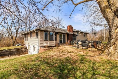 Tiny photo for 12425 Northern Avenue, Liberty, MO 64068 (MLS # 2609673)