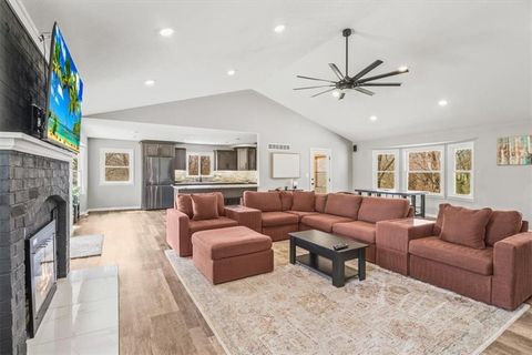 Tiny photo for 12425 Northern Avenue, Liberty, MO 64068 (MLS # 2609673)