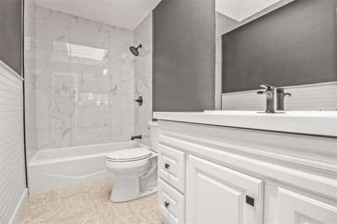 Tiny photo for 12425 Northern Avenue, Liberty, MO 64068 (MLS # 2609673)