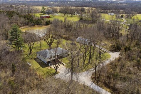 Tiny photo for 12425 Northern Avenue, Liberty, MO 64068 (MLS # 2609673)