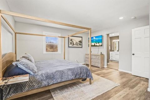 Tiny photo for 12425 Northern Avenue, Liberty, MO 64068 (MLS # 2609673)