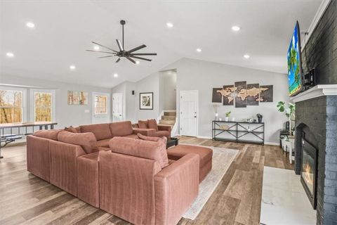 Tiny photo for 12425 Northern Avenue, Liberty, MO 64068 (MLS # 2609673)