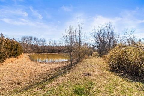 Tiny photo for 12425 Northern Avenue, Liberty, MO 64068 (MLS # 2609673)